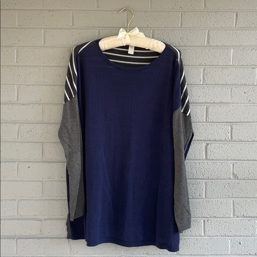 Old Navy Sweater